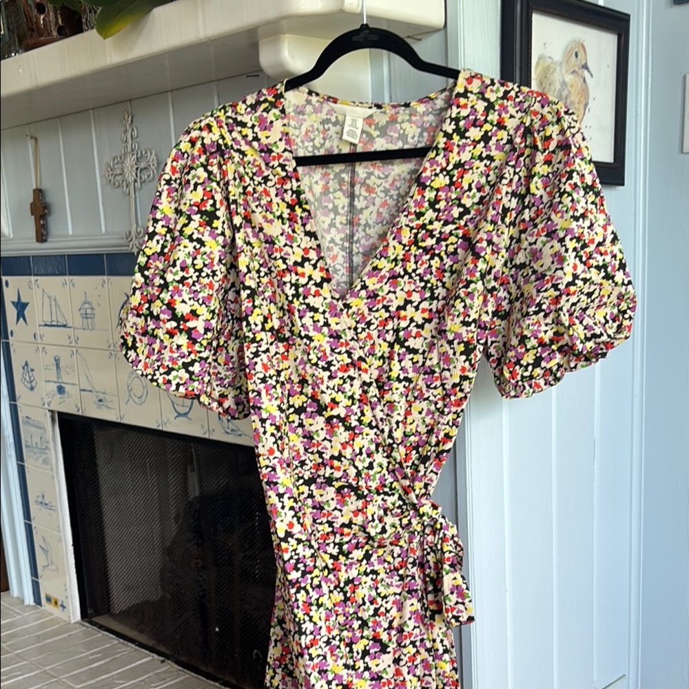 H&M Pink and Red Puff Sleeve Wrap Dress